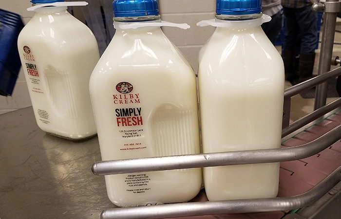 012419_Devoted-Sensenig-Dairy_milk_700x450